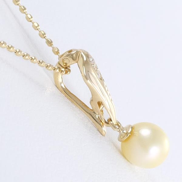 K18 Yellow Gold Pearl Diamond Necklace in Excellent Condition