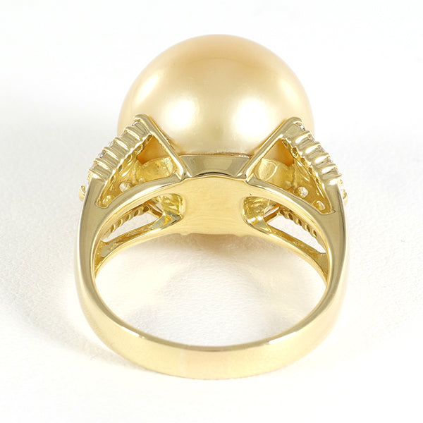 K18 Yellow Gold Ring with South Sea Pearl and Diamond