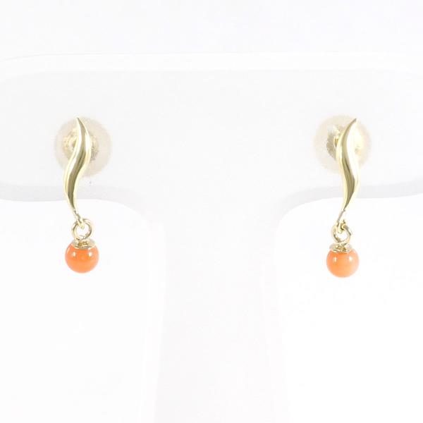 K18 Yellow Gold Coral Earrings in Excellent Condition