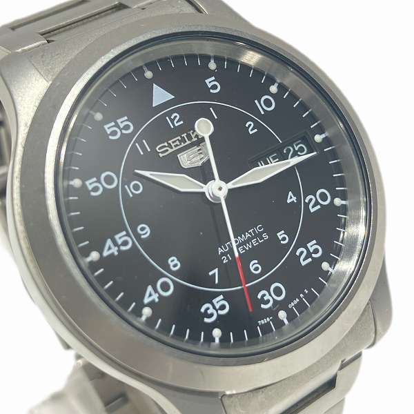 Seiko 5 Automatic 7S26-02J0 Stainless Steel Men's Watch in Good Condition