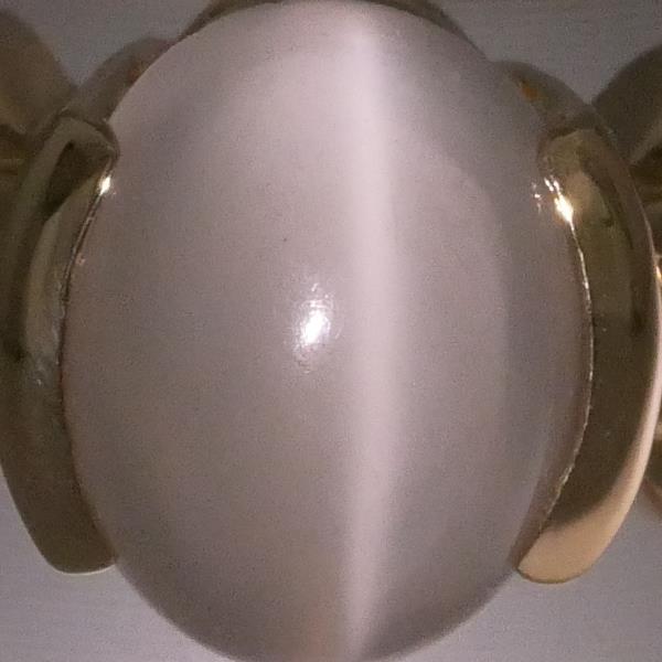 K18 Yellow Gold Moonstone Ring 10.5 in Excellent Condition