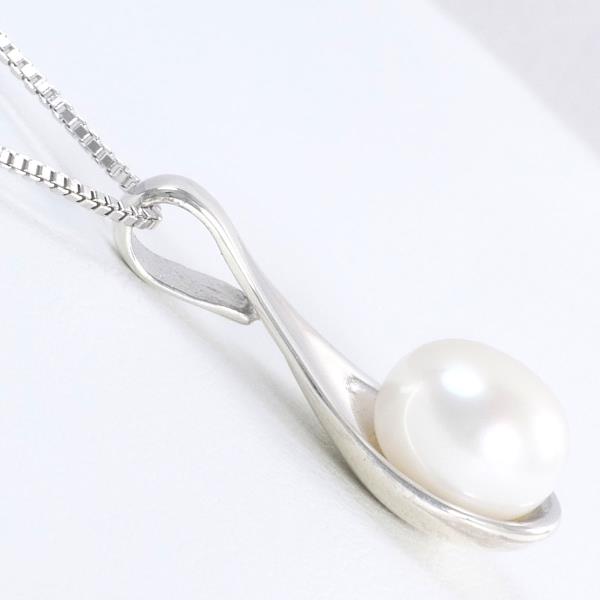 Silver Pearl Necklace 925 in Pristine Condition