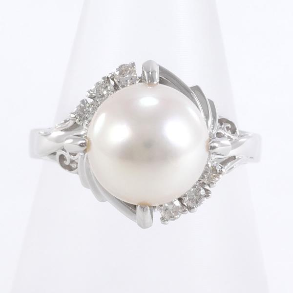 PT900 Platinum Pearl Ring with Diamond in Excellent Condition