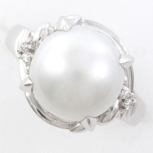 PT900 Platinum Pearl Ring with Diamond in Excellent Condition