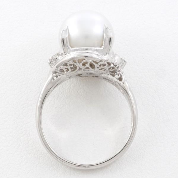 PT900 Platinum Pearl Ring with Diamond in Excellent Condition