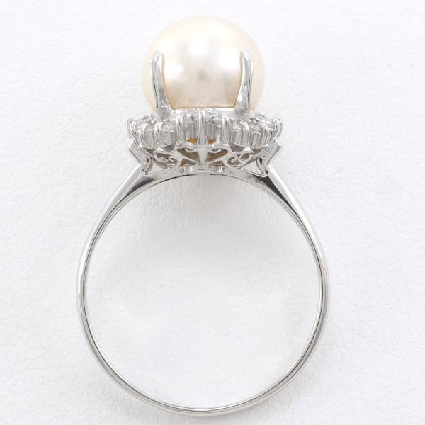 PT900 Platinum Ring with 9mm Pearl and 0.21ct Diamond in Excellent Condition