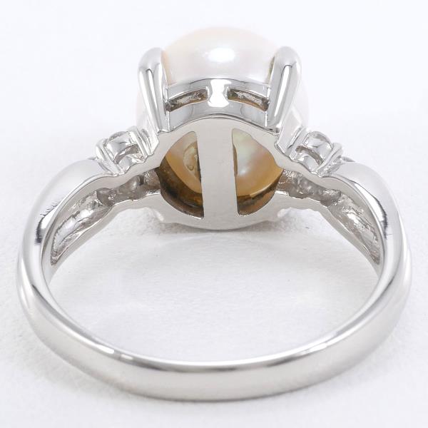 PT900 Platinum Pearl Ring with Diamond in Excellent Condition