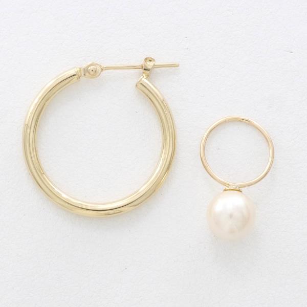 K18 Yellow Gold Pearl Earrings in Excellent Condition