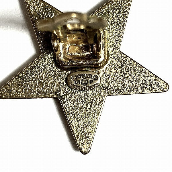 Chanel Coco Mark Star Earrings Green 01P in Good Condition