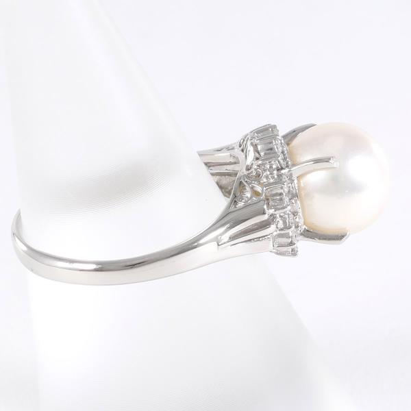 PT900 Platinum Pearl Ring with Diamond in Excellent Condition