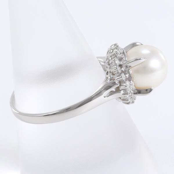 PT900 Platinum Ring with 8mm Pearl and 0.20ct Diamond in Excellent Condition