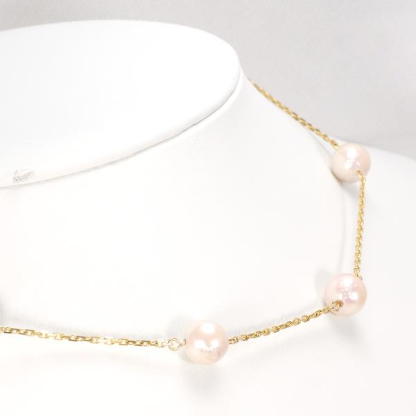 K18 Yellow Gold Pearl Necklace in Excellent Condition