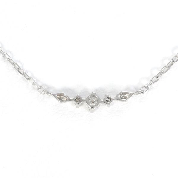 K10 White Gold Diamond Necklace in Excellent Condition