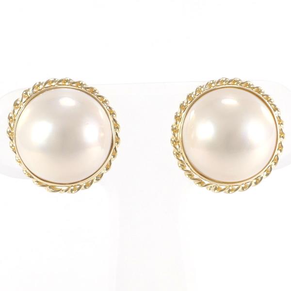 K18 Yellow Gold Mabe Pearl Earrings in Excellent Condition