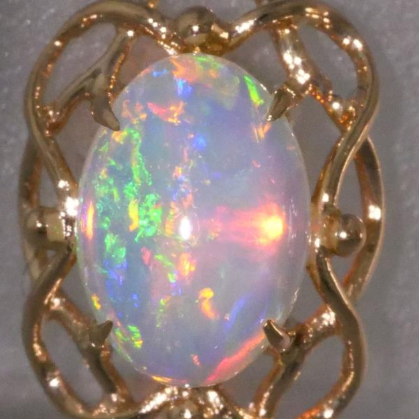 K18 Yellow Gold Opal Earrings in Excellent Condition