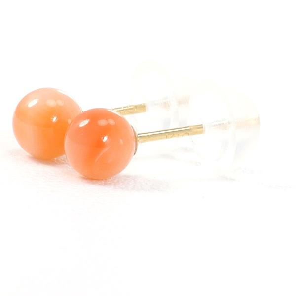 K18 Yellow Gold Coral Earrings in Excellent Condition