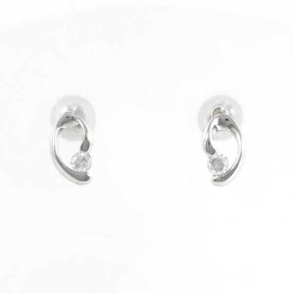 PT900 Platinum Diamond Earrings in Excellent Condition