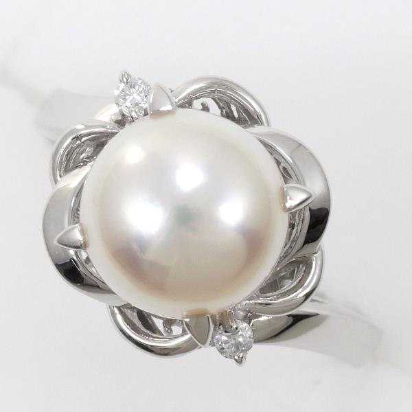 PT900 Platinum Pearl Ring with Diamond in Excellent Condition