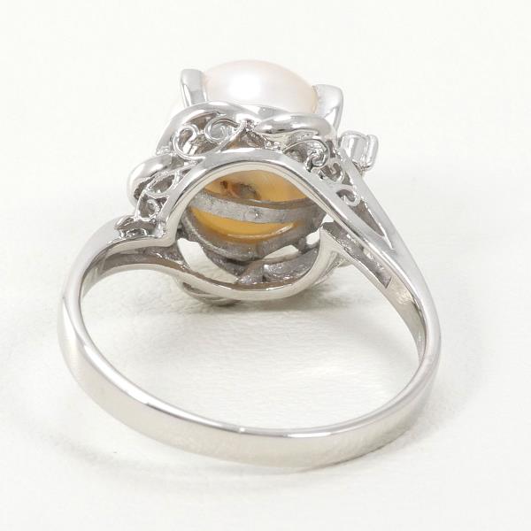 PT900 Platinum Pearl Ring with Diamond in Excellent Condition