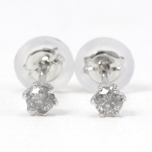 PT900 Platinum Diamond Earrings in Excellent Condition