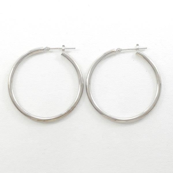 K10 White Gold Earrings in Excellent Condition