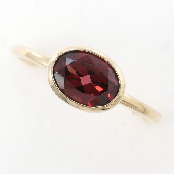 K10 Yellow Gold Garnet Ring in Excellent Condition