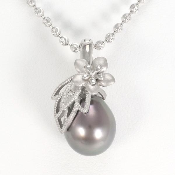 K18 White Gold Necklace with Black Pearl and Diamond in Pristine Condition