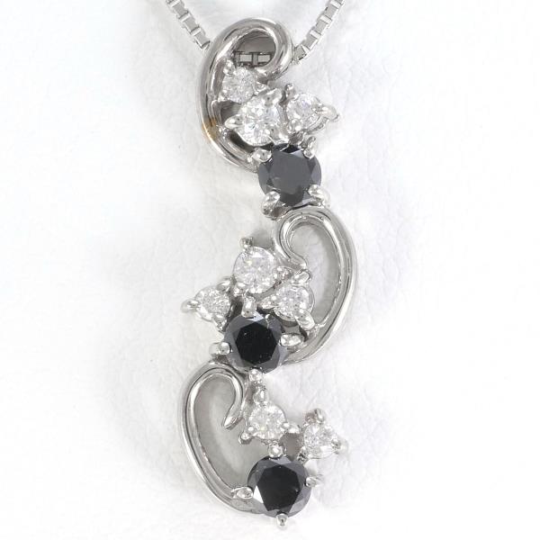 K18 White Gold Necklace with Black Diamond in Pristine Condition