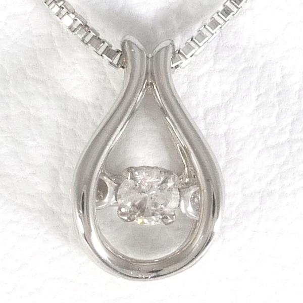 K10 White Gold Diamond Necklace in Excellent Condition