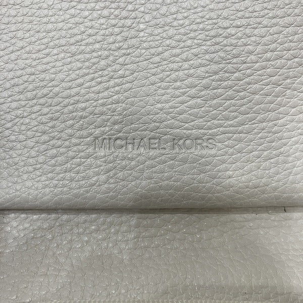 Michael Kors Leather Round Zip Phone Wallet Long Wallet 35H5GFTE3L in Good Condition