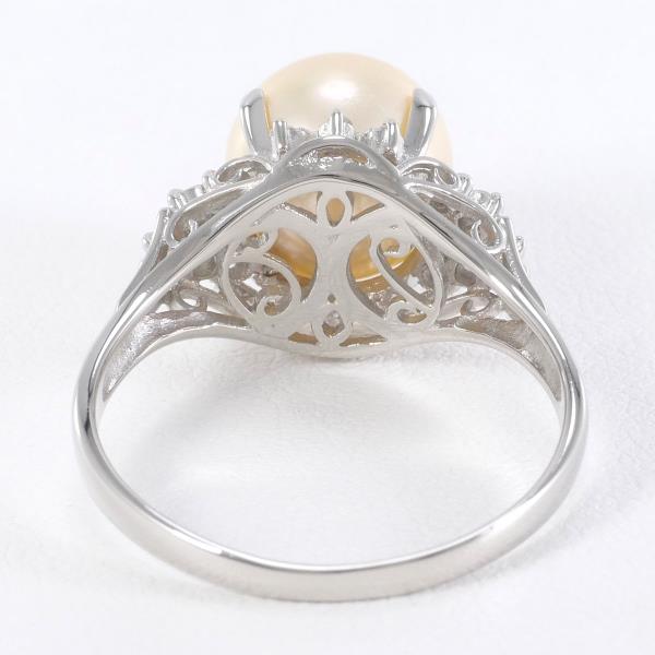 PT900 Platinum Ring with 9mm Pearl and 0.18ct Diamond in Excellent Condition