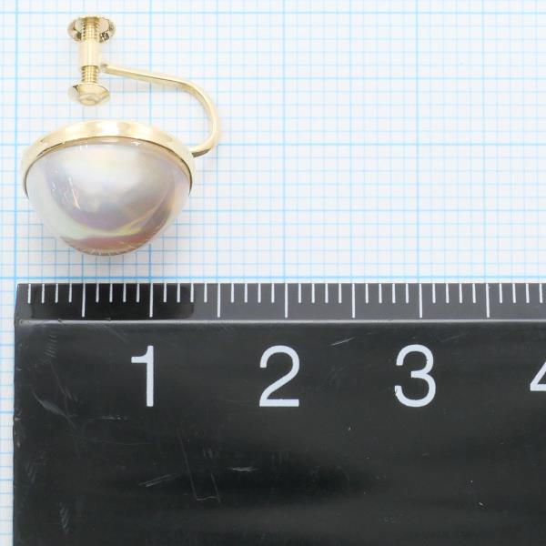 K18 Yellow Gold Mabe Pearl Earrings in Excellent Condition