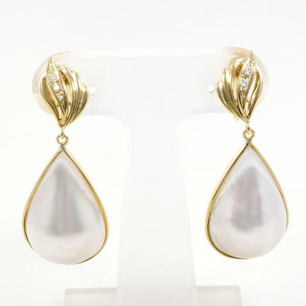 K18 Yellow Gold Earrings with Mabe Pearl and Diamonds