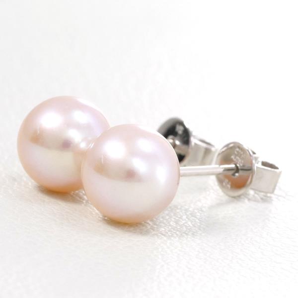 Chow Tai Fook K18WG Pearl Earrings