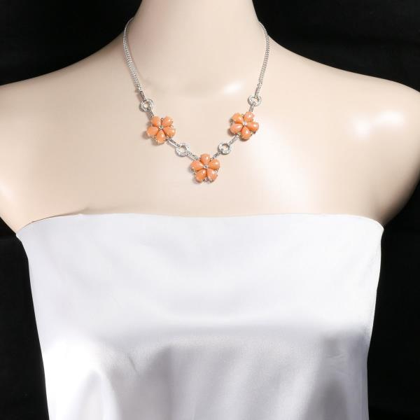 K18 White Gold Necklace with Coral and Brown Diamond in Excellent Condition