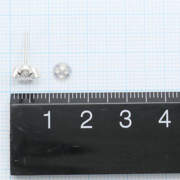 PT900 Platinum Diamond Earrings 0.22ct VS1 VS2 in Excellent Condition