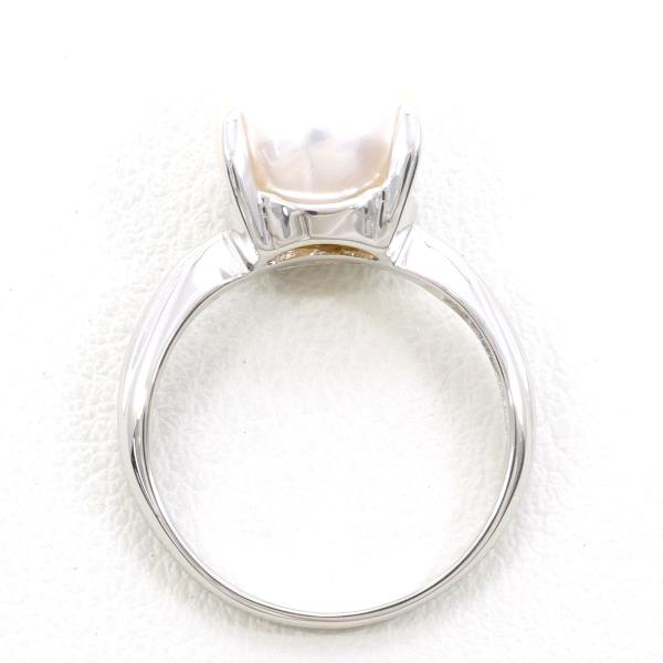 PT900 Platinum Pearl Ring 7 in Pristine Condition