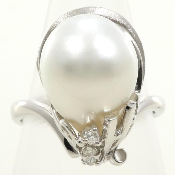 PT900 Platinum Pearl Ring with Diamond