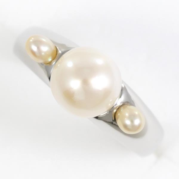 PT900 Platinum Pearl Ring in Excellent Condition