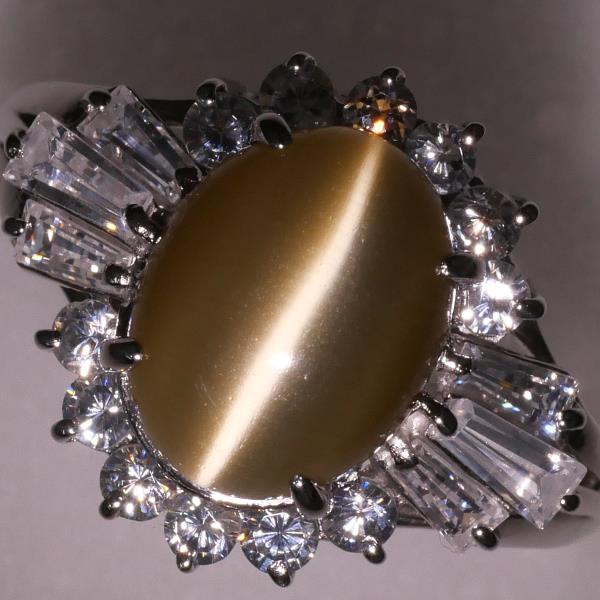 PT900 Platinum Ring with Synthetic Chrysoberyl Cat's Eye and Zirconia in Excellent Condition