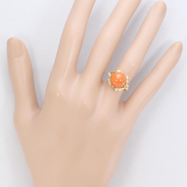 K18 Yellow Gold Coral Ring Size 7 in Excellent Condition