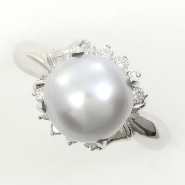 PT900 Platinum Pearl Ring with Diamond in Excellent Condition