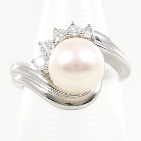 PT900 Platinum Pearl Ring with Diamond in Excellent Condition