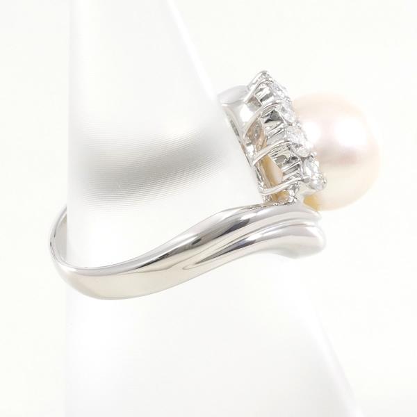 PT900 Platinum Pearl Ring with Diamond in Excellent Condition