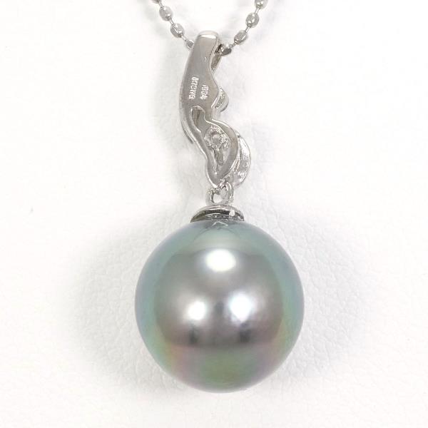 K18 White Gold Pearl Diamond Necklace in Excellent Condition