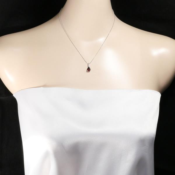 K18 White Gold Garnet Necklace