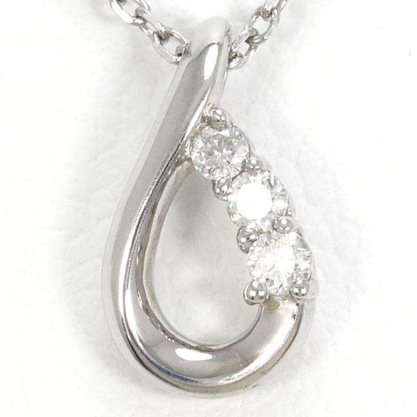 4℃ K18 White Gold Diamond Necklace in Pristine Condition