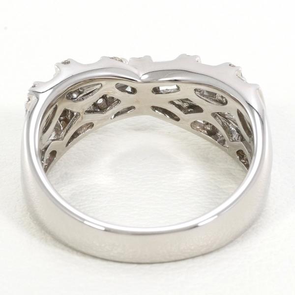 K18 White Gold Diamond Ring 12