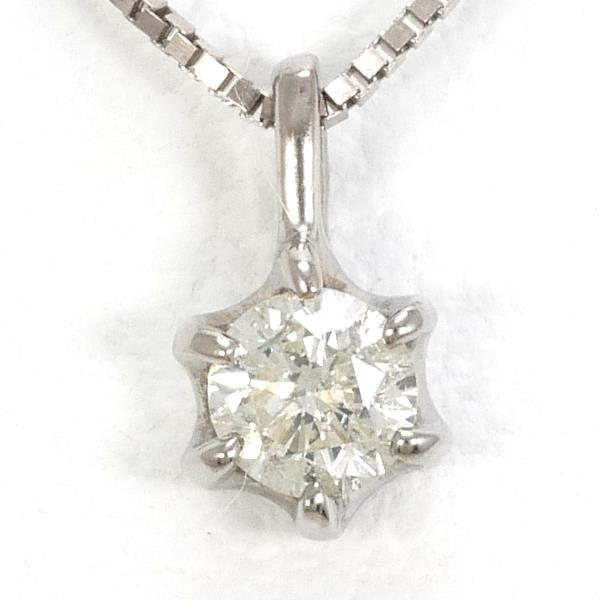 K18 White Gold Diamond Necklace in Excellent Condition