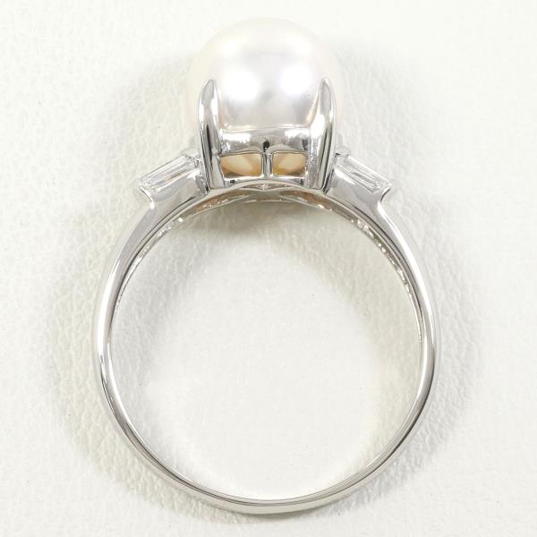 PT900 Platinum Pearl Ring with Diamond in Excellent Condition